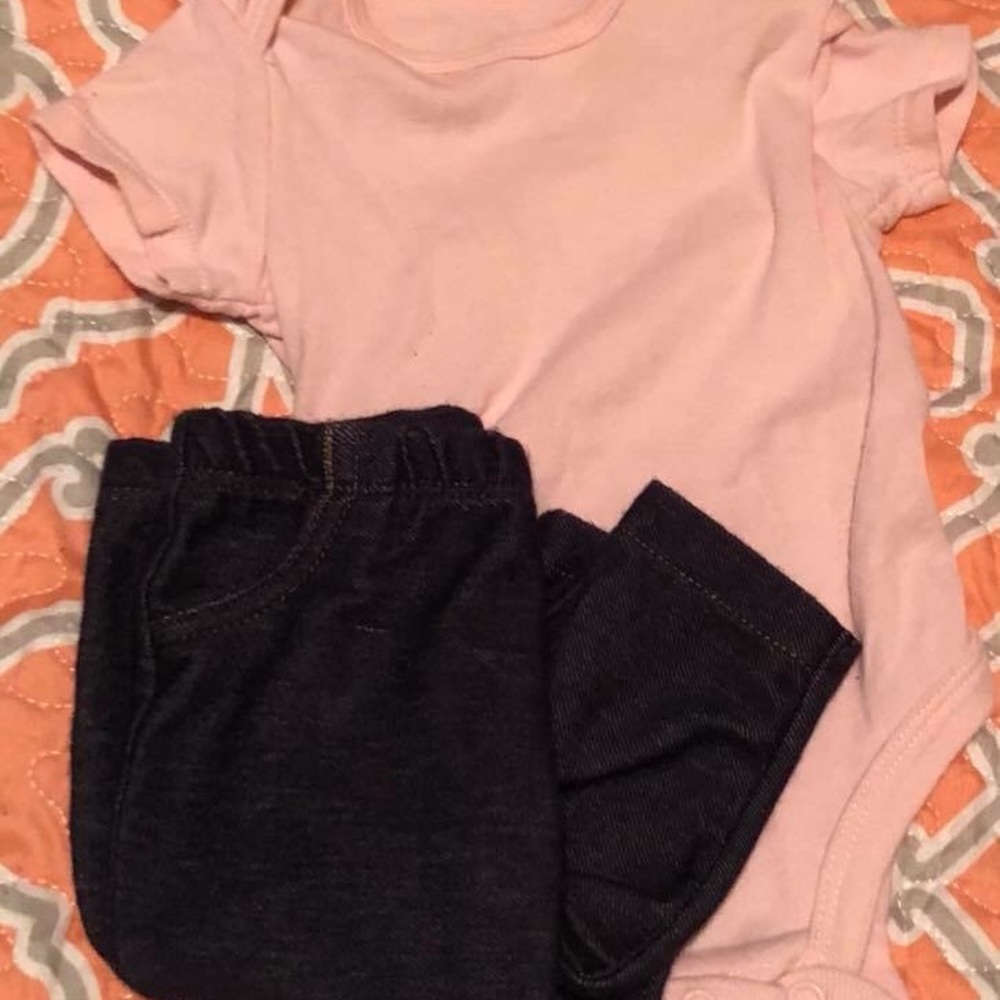 Carters 2 Piece Outfit